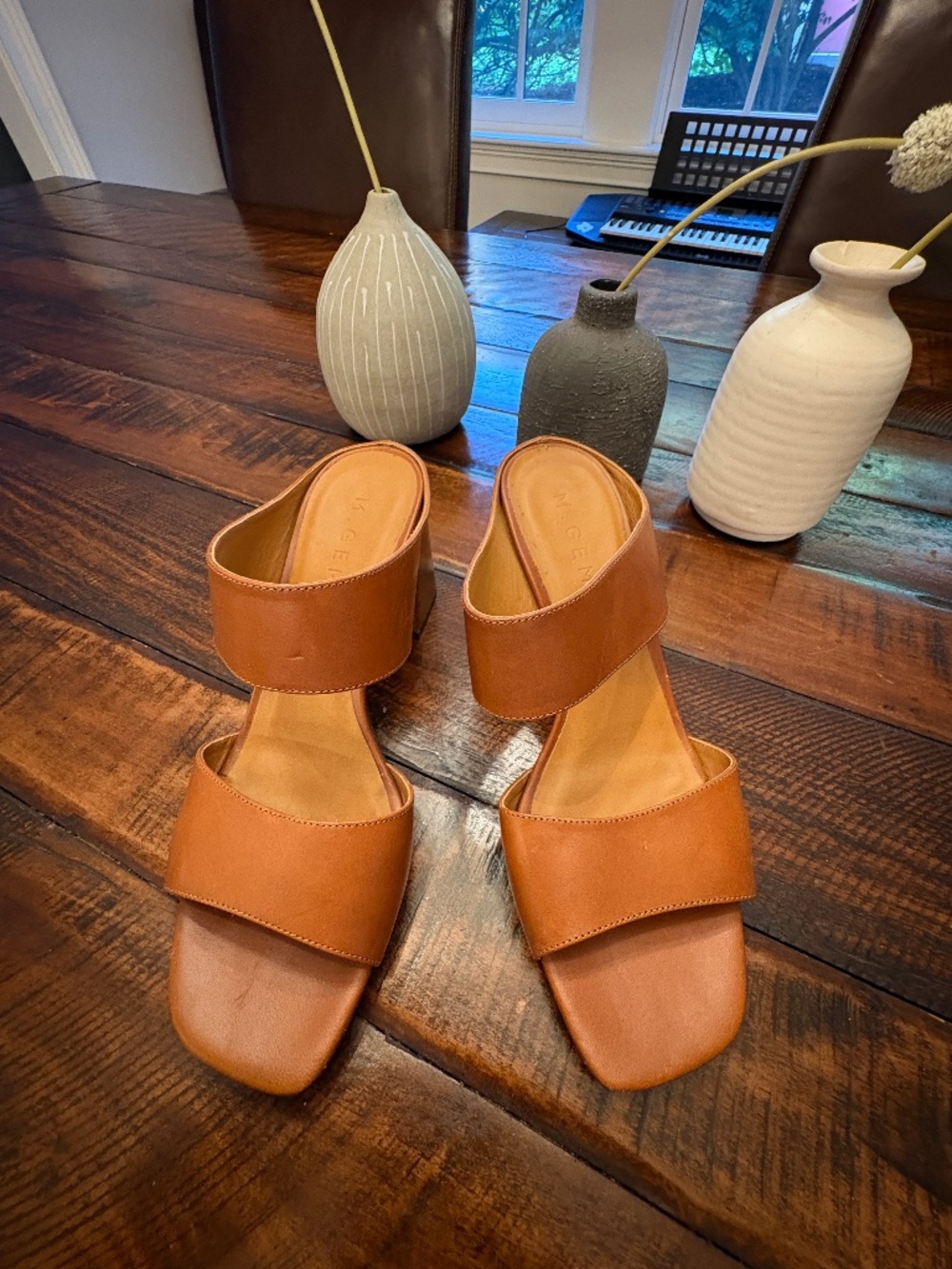 M. Gemi Leather Sandals